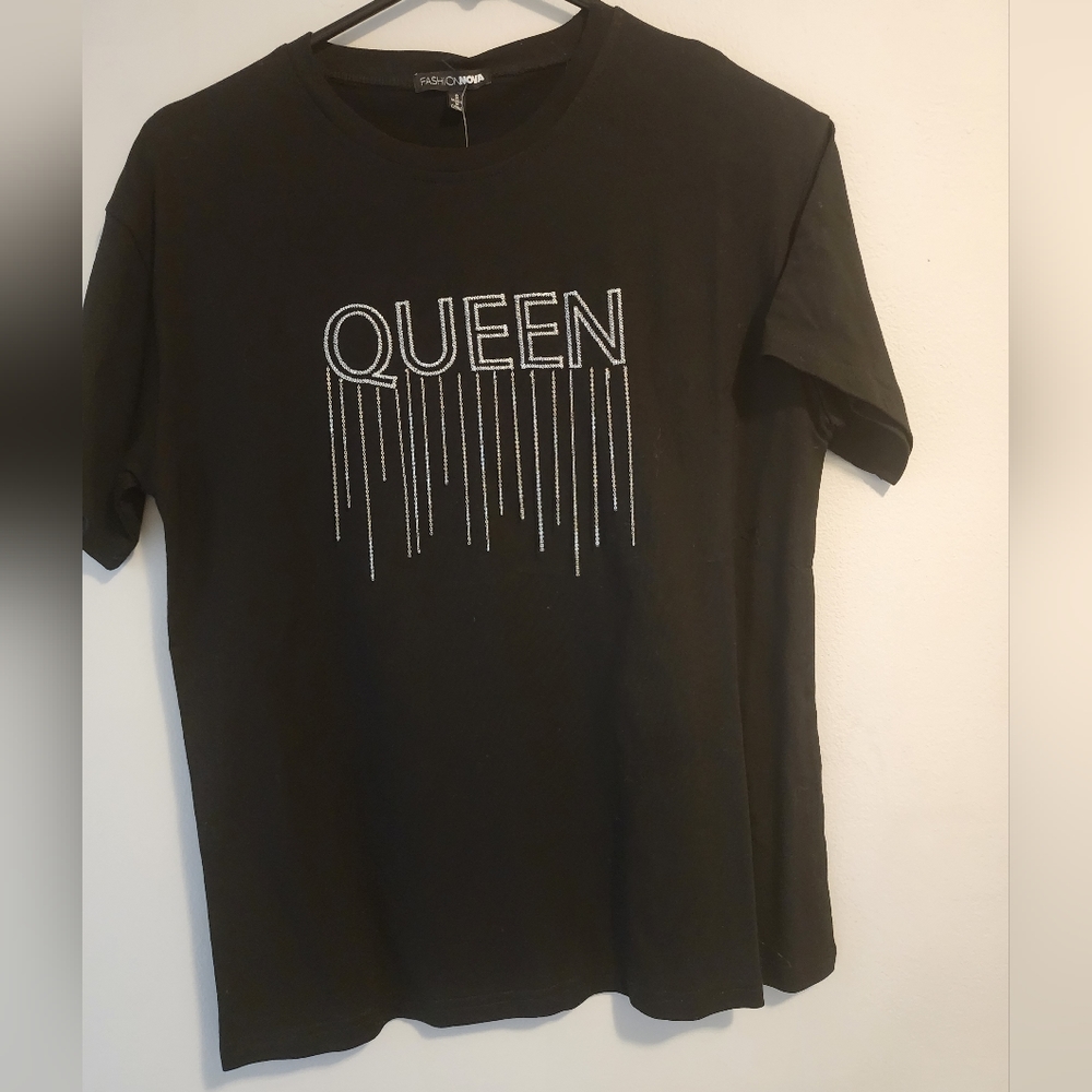 Queen Black T-shirt